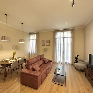 https://apartamentos-diputacio-by-gaiarooms.catalonia-hotels.com